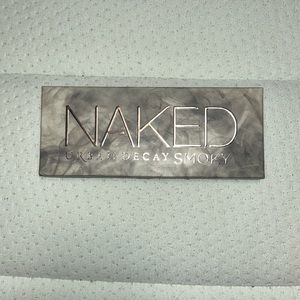 Urban decay NAKED eyeshadow palette